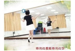 提升魅力！抖音热门舞蹈小视频推荐，快来学习舞动全场