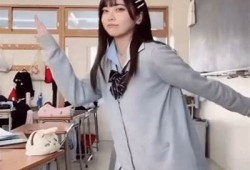 动漫女孩跳舞抖阴精彩集锦 带你感受动漫魅力