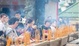 揭秘中国恶俗抖阴舞：文化动向背后的社会思考