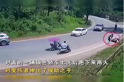 车祸现场目击：抖阴视频揭露险情与反思